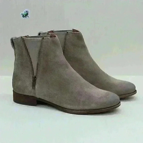 Frye Carly Women's Ash/Tan Suede Leather Ankle Boots Size US 9 B - Picture 2 of 10